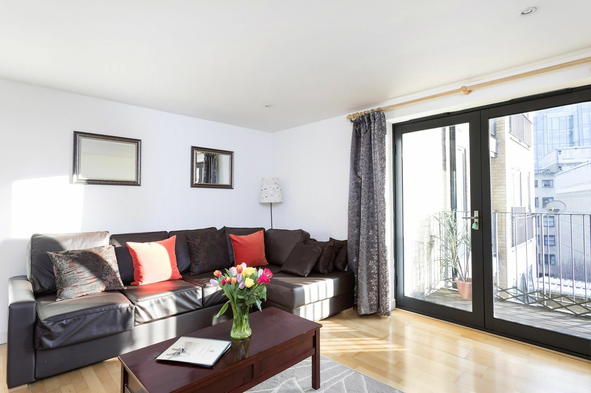 Club Living - Regents Park & Euston Apartments London Exterior photo